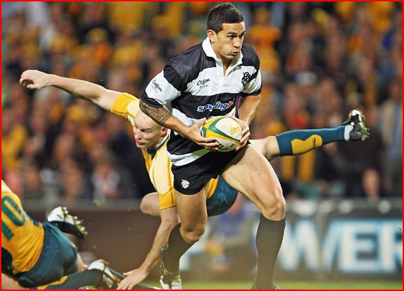 Sonny Bill Williams Switching Between Rugby Union and Rugby League